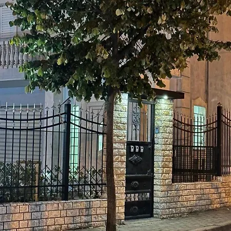 Nikollaj 게스트하우스 Kamez